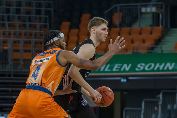 库尔图瓦的 库尔图瓦的