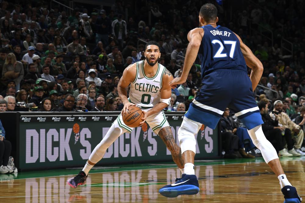 山东男篮必 山东男篮必